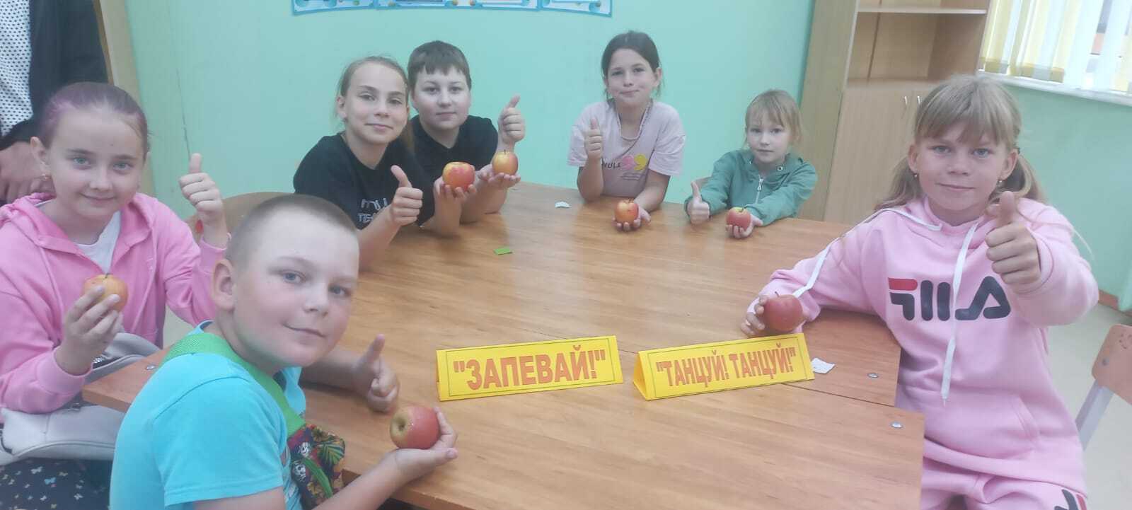 Дружба крепкая.