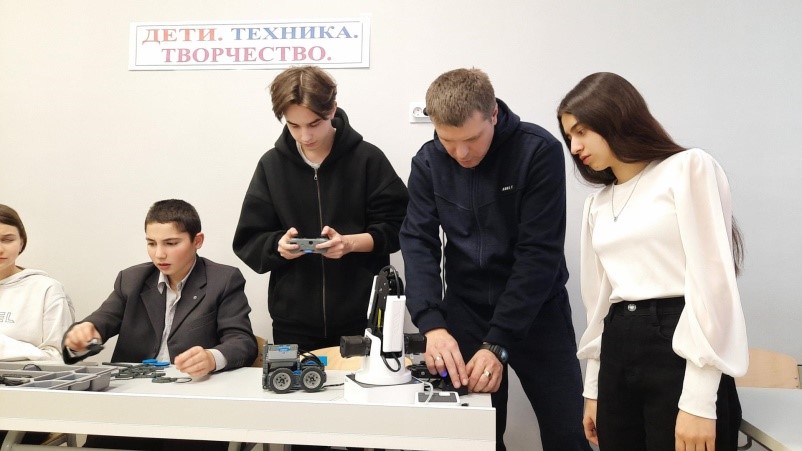 Дети. Техника. Творчество..